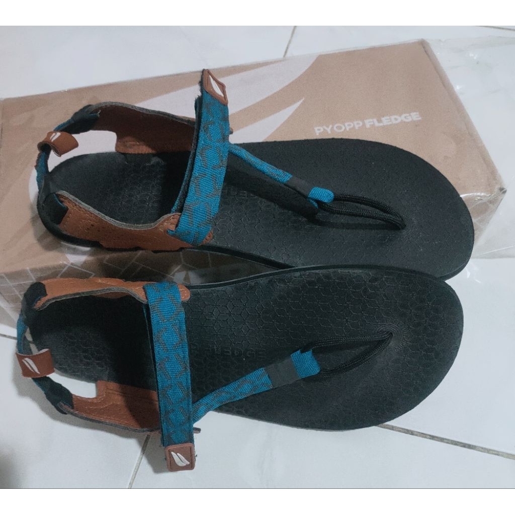 Preloved Pyopp Fledge Tapak V1.5 Barefoot Flip Flops Teracotta Series Ukuran 37