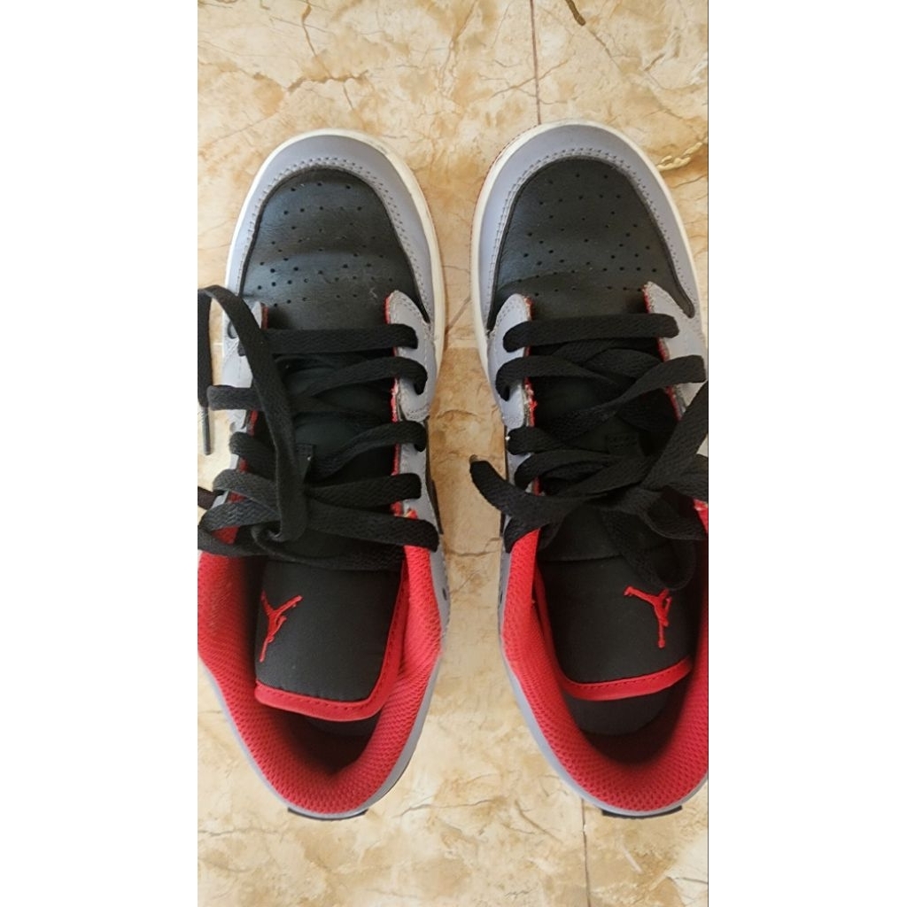 preloved sepatu sise 36