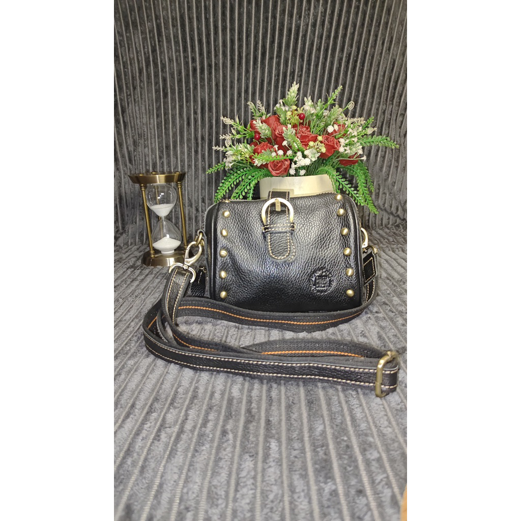 Preloved tas kulit sapi asli