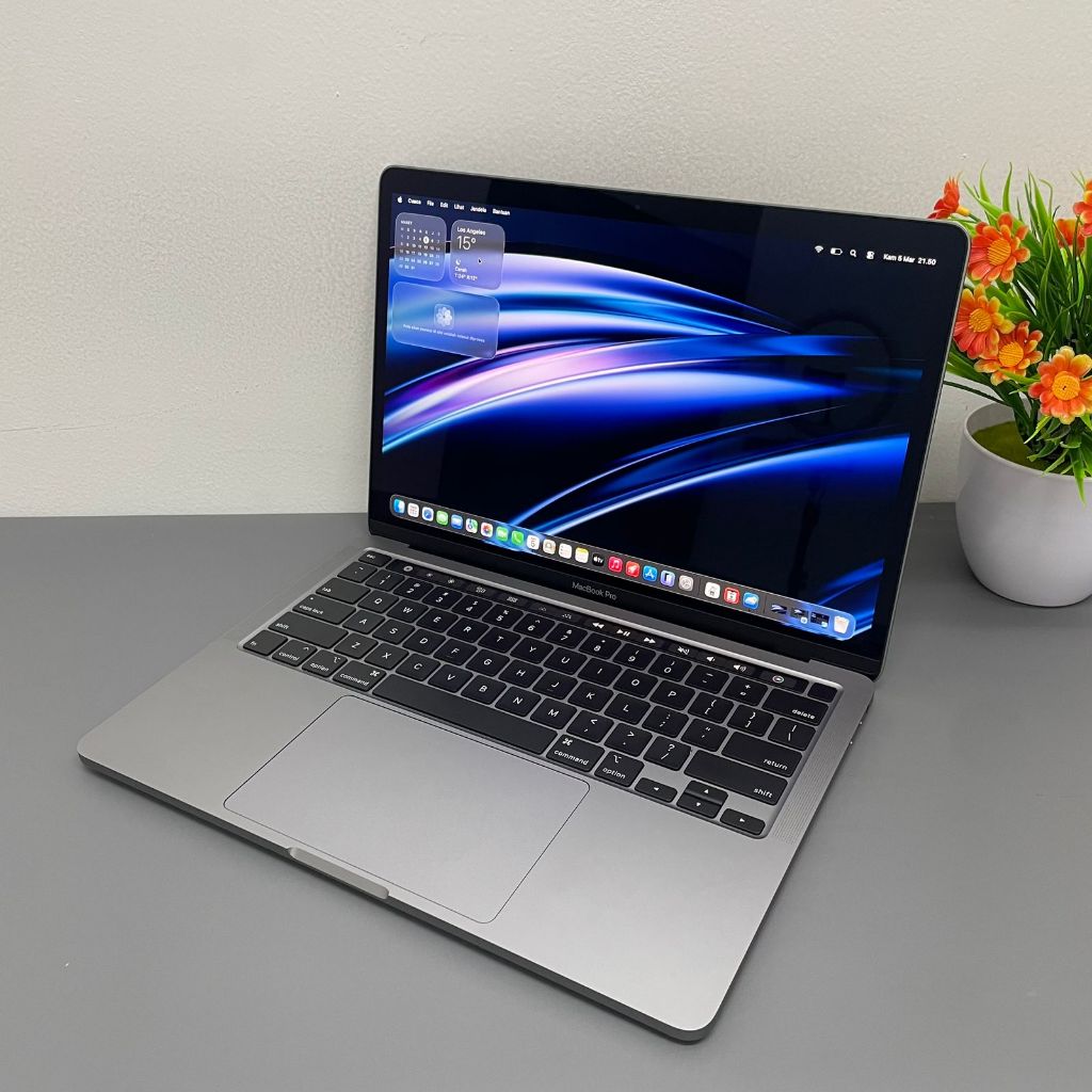 MACBOOK PRO 2020 CORE i5 i7 2020 RETINA 13 INCH Ram 16 SSD 1Tera mulus second