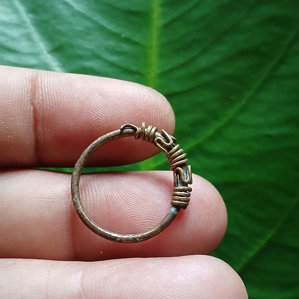 Koleksi Temuan Penyelam Sungai Cincin Perunggu Uket KUNO