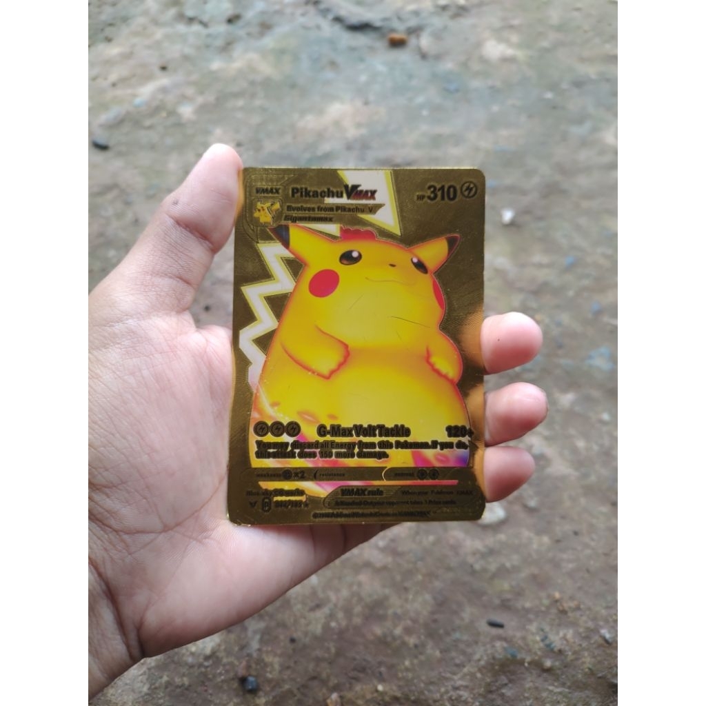 Kartu koleksi pikachu Vmax G-max Volt Trackle