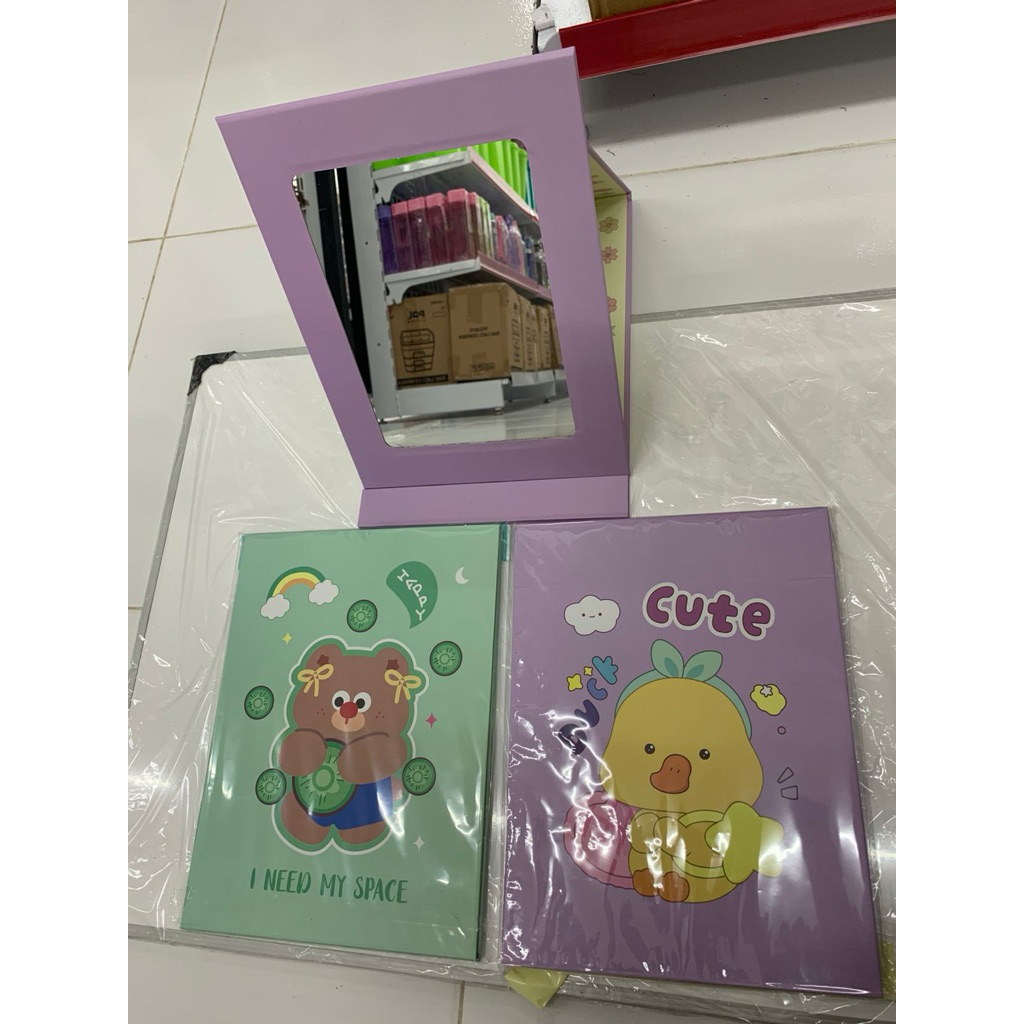 Kaca Lipat Besar Motif