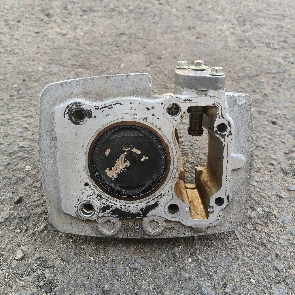 Blok piston CRF 150L Original copotan (bekas)