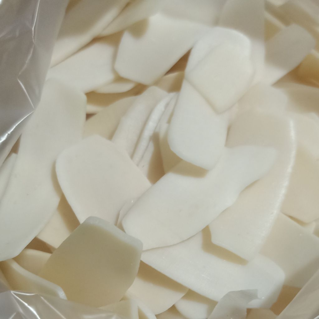 KERUPUK MENTAH KERUPUK IKAN TENGGIRI KERUPUK LIDAH IKAN TENGGIRI UKURAN 1 KG
