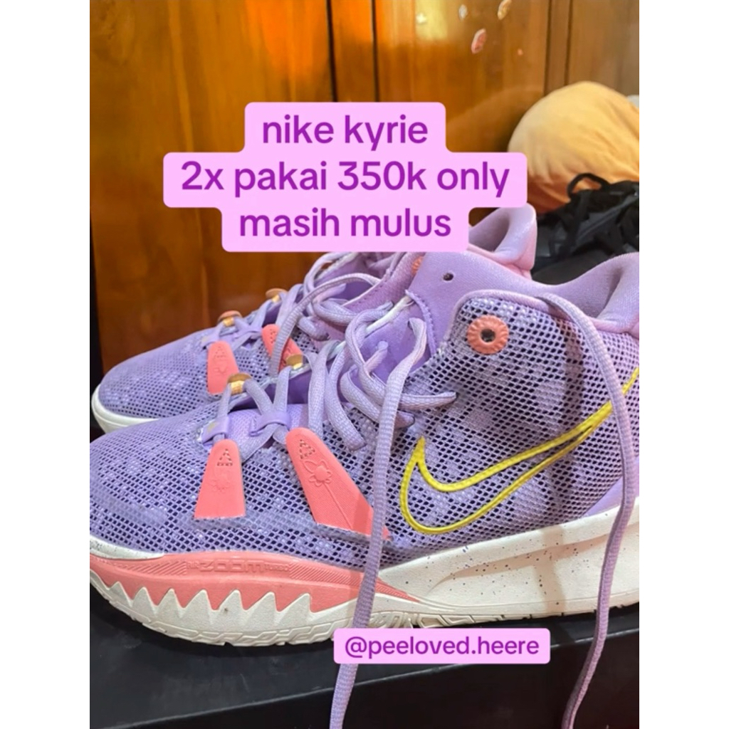Nike kyrie sepatu basket preloved