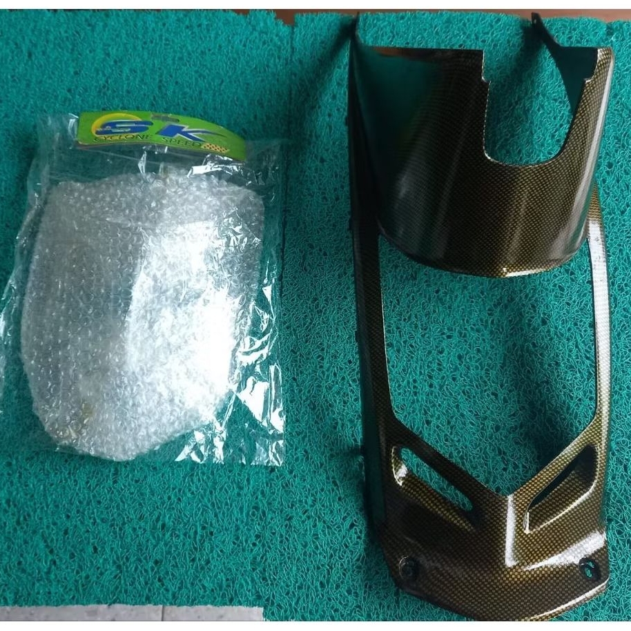 cover bawah jok assy asesoris yamaha mio sporty/smile thailand (carbon printing gold)