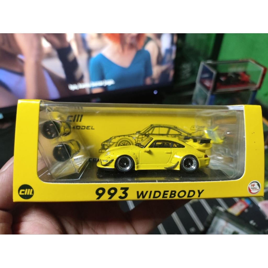 CM Model Porsce 993 Rwb Yellow Unsealed