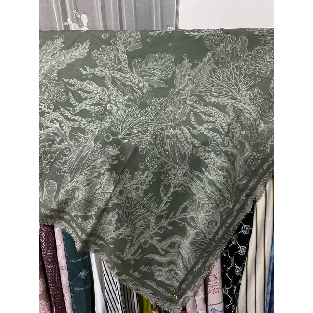 Buttonscarves “Elmar Minorca -Storm” PLL