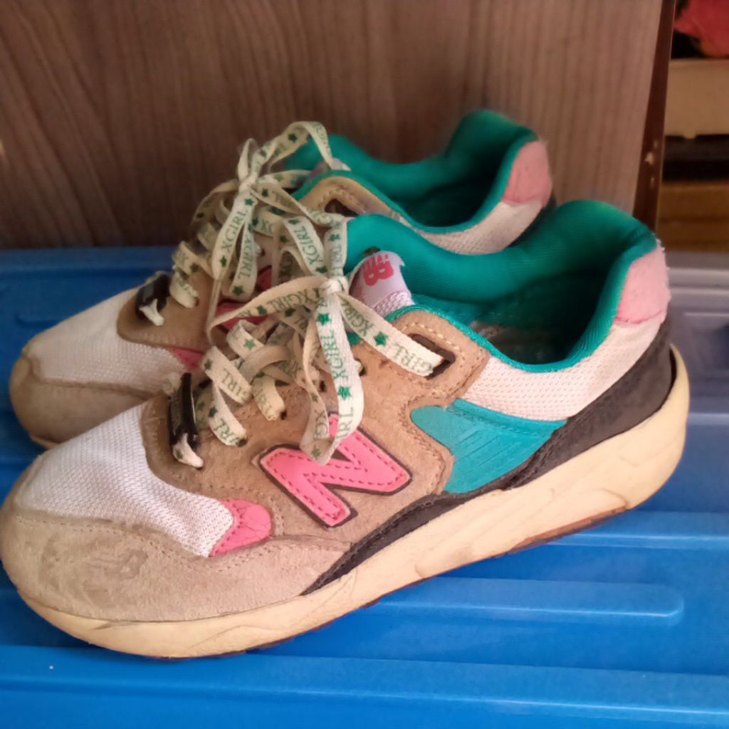 preloved sepatu anak NB Kw size 36