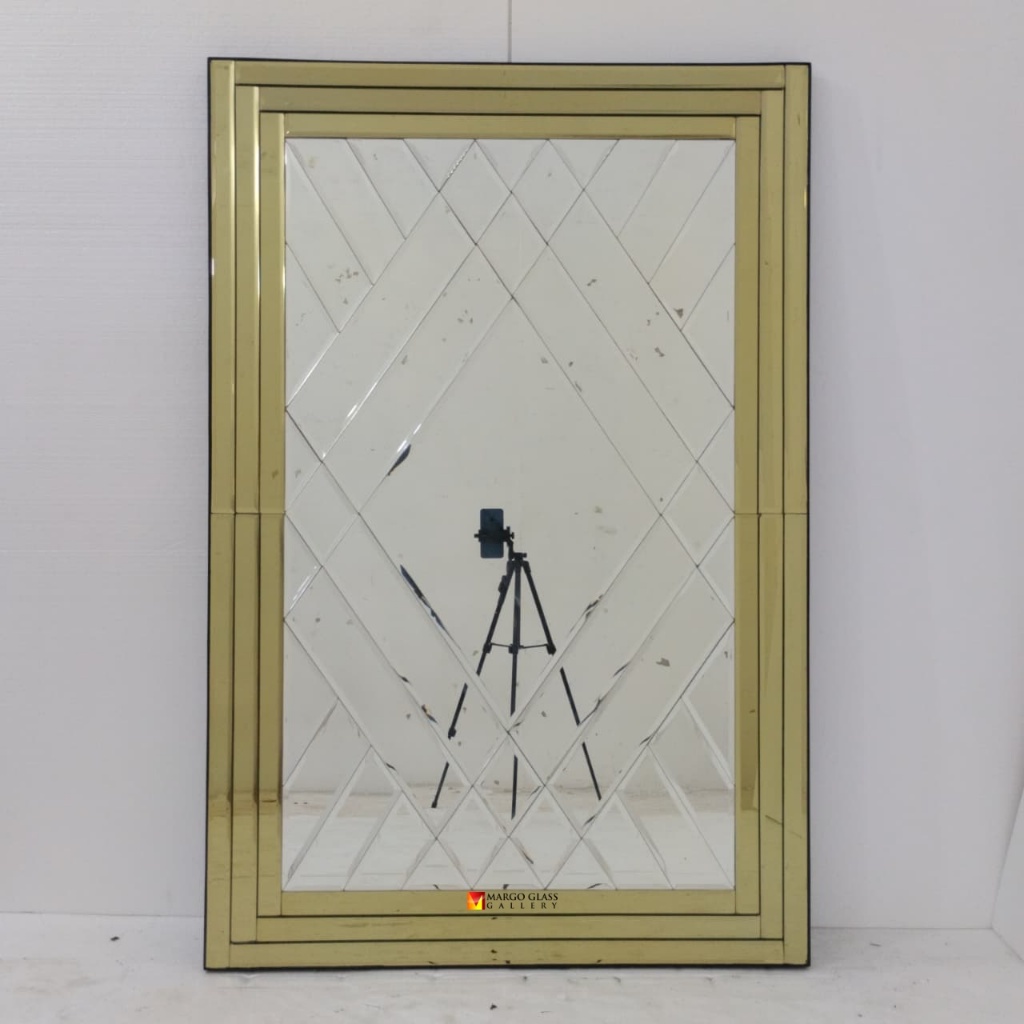 Cermin Bevel  Frame Gold /Cermin Bevel Terbaru/Cermin Bevel Gantung/Cermin Bevel Aesthetic