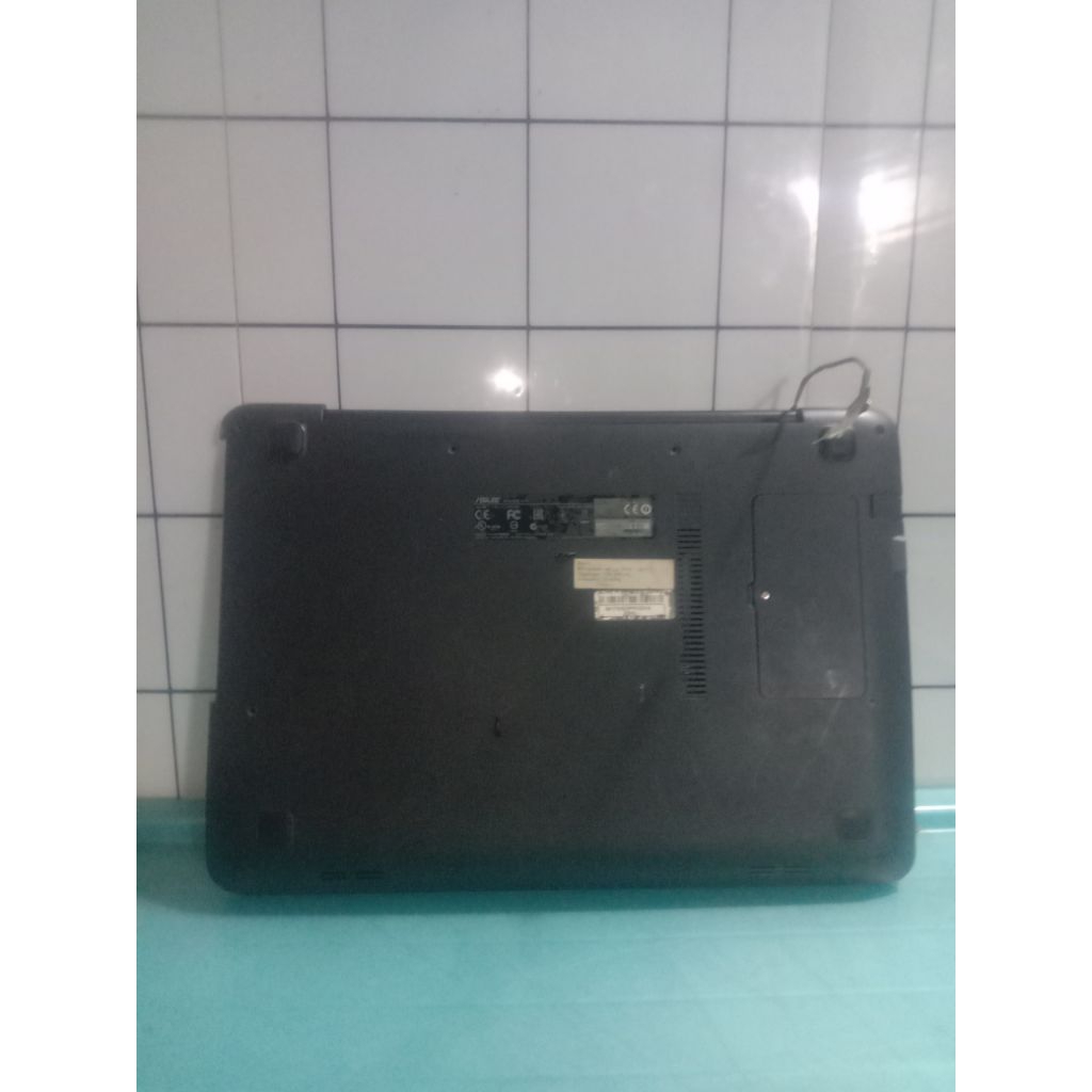 casing laptop Asus x455l