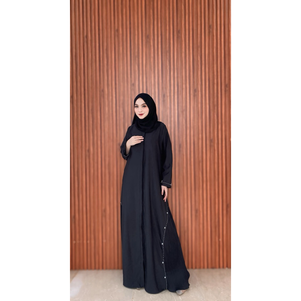 anisa abaya daily