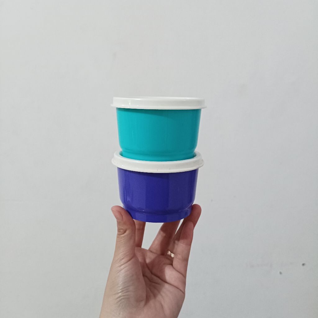Snack Cup Tupperware