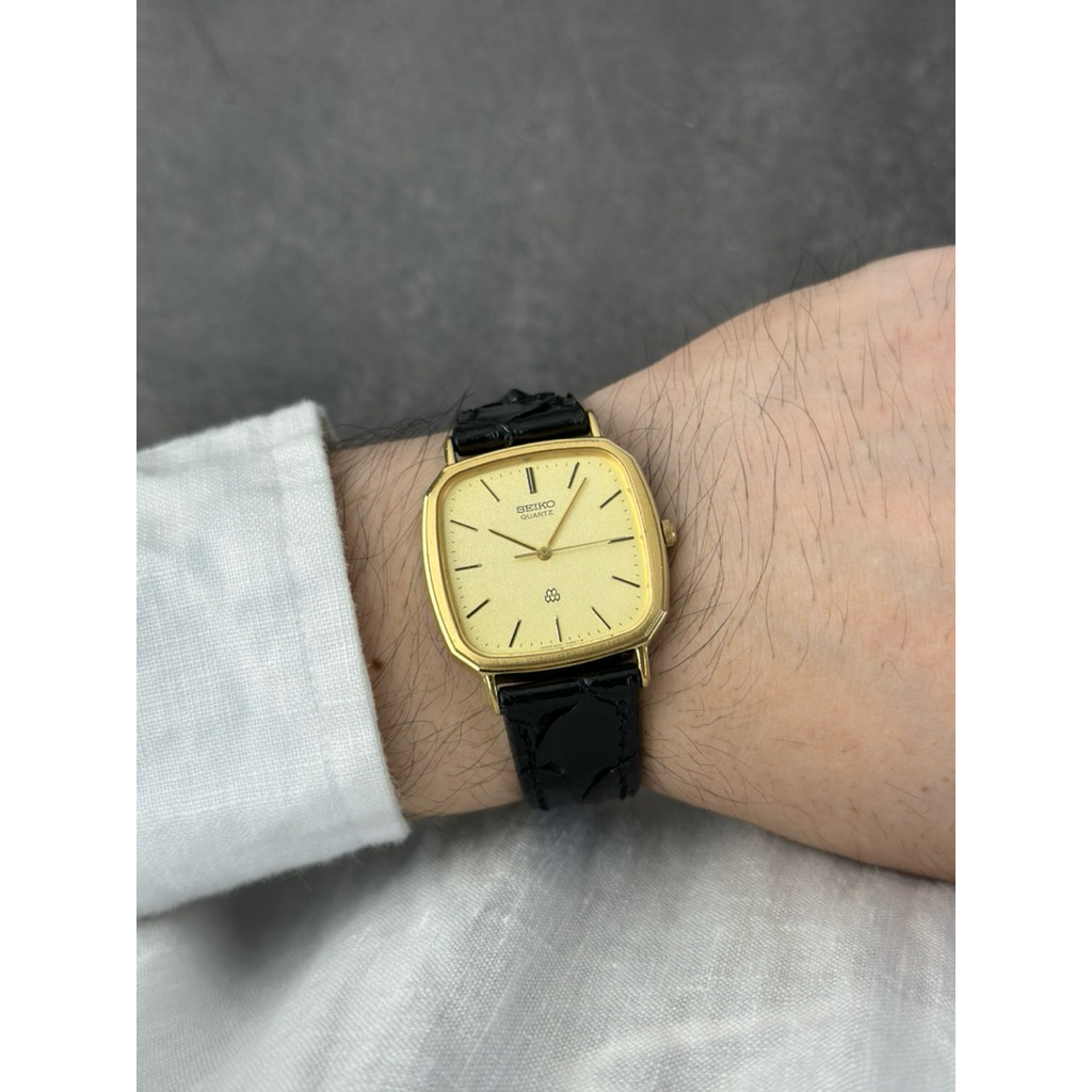 Classic Seiko Twin Quartz dress watch