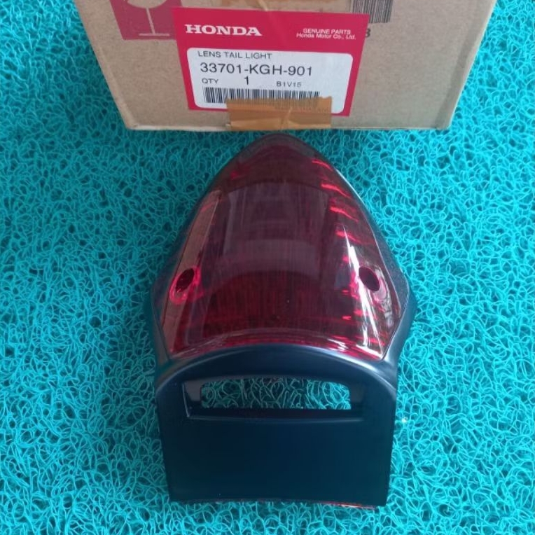 mika lampu belakang ori honda sonic125 old thailand