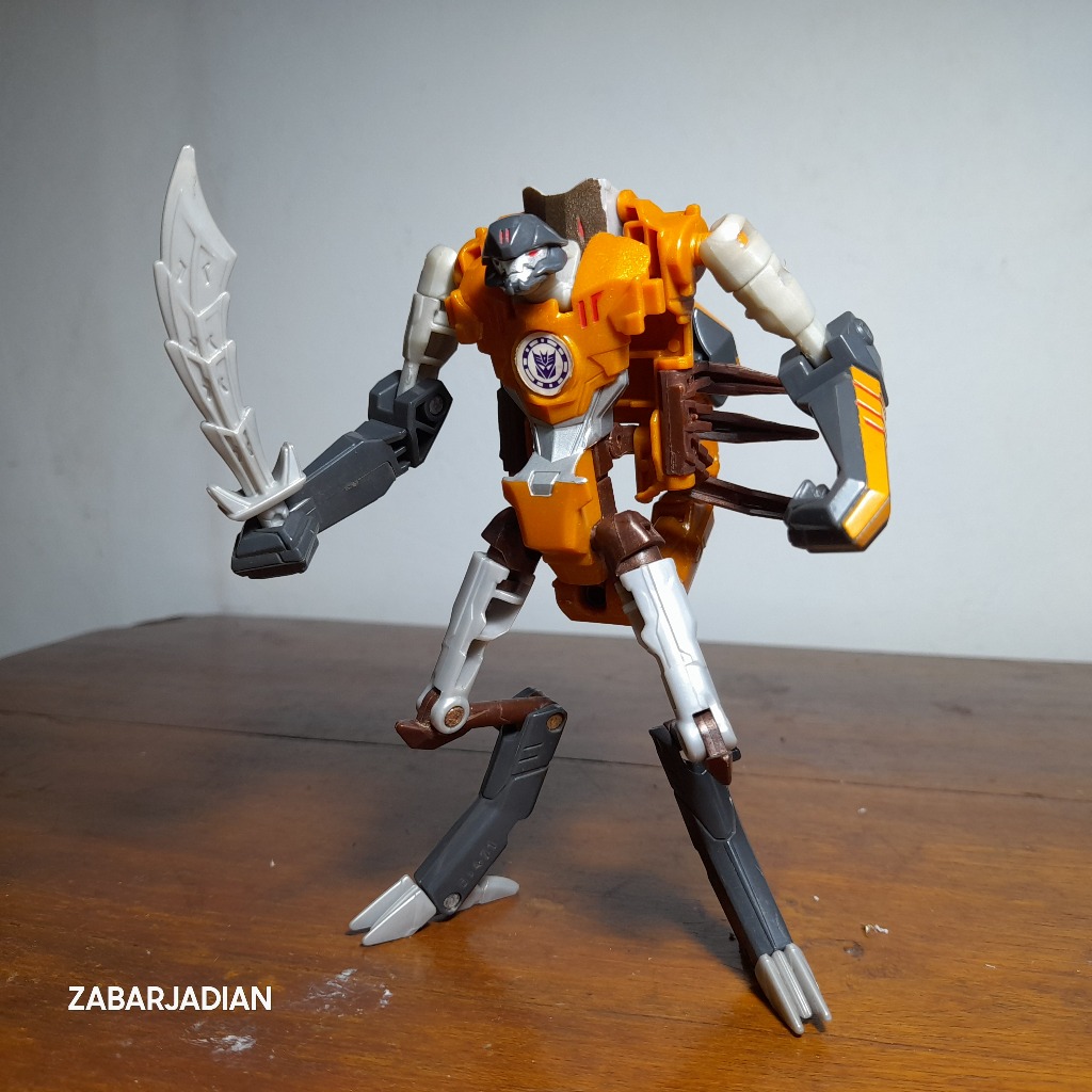 Transformers Robots in disguise Warrior class Scorponok