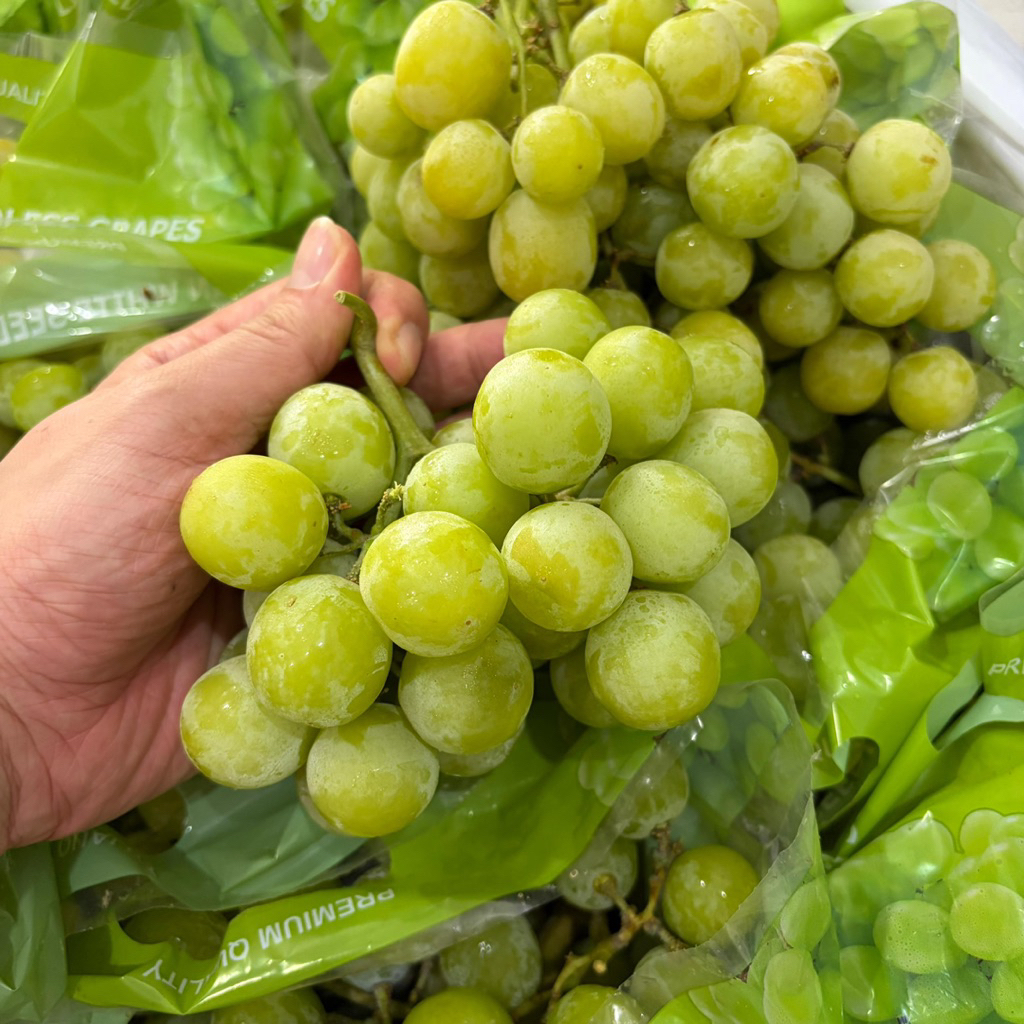 ANGGUR HIJAU AUSIE FRESH AUTUMN CRISPY GRAPE BUAH GARING MANIS