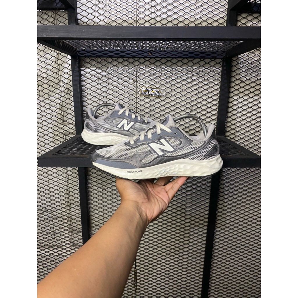 New balance Fresh Foam Arishi V4 Tiralux 4E Grey Matter