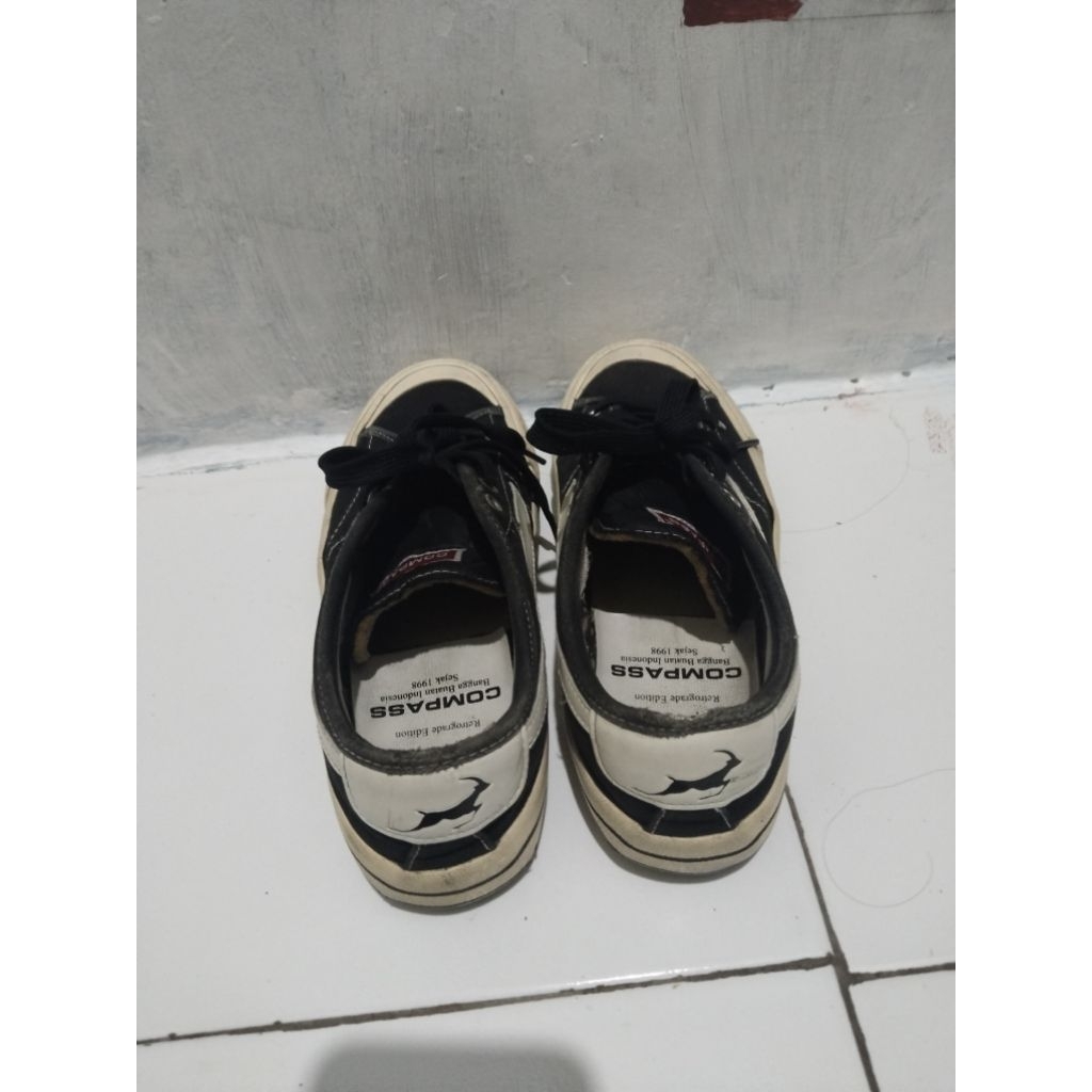 compas retrograde low