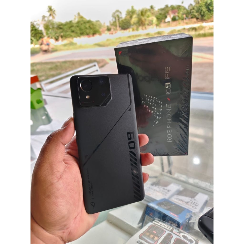 ASUS ROG PHONE 9 FE 12/256 SECOND