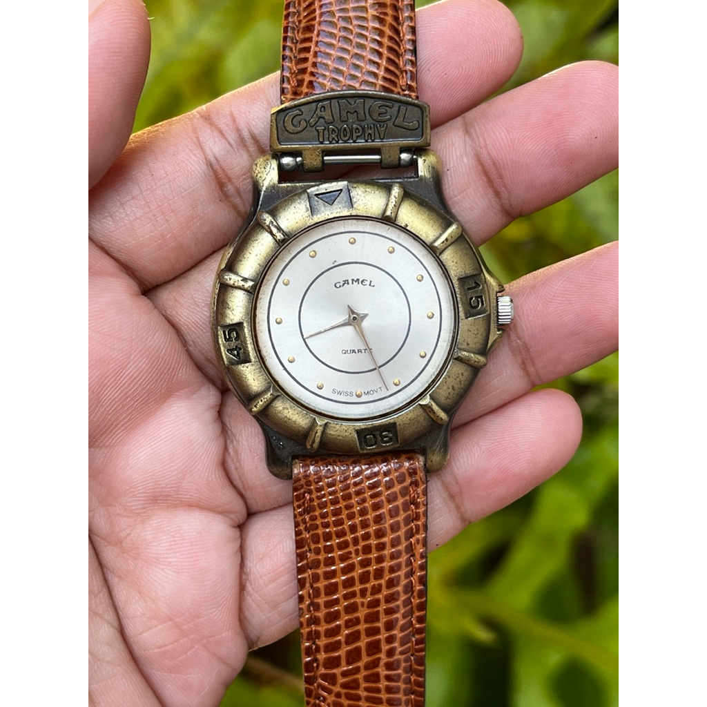 Jam Tangan Vintage Jadul Camel