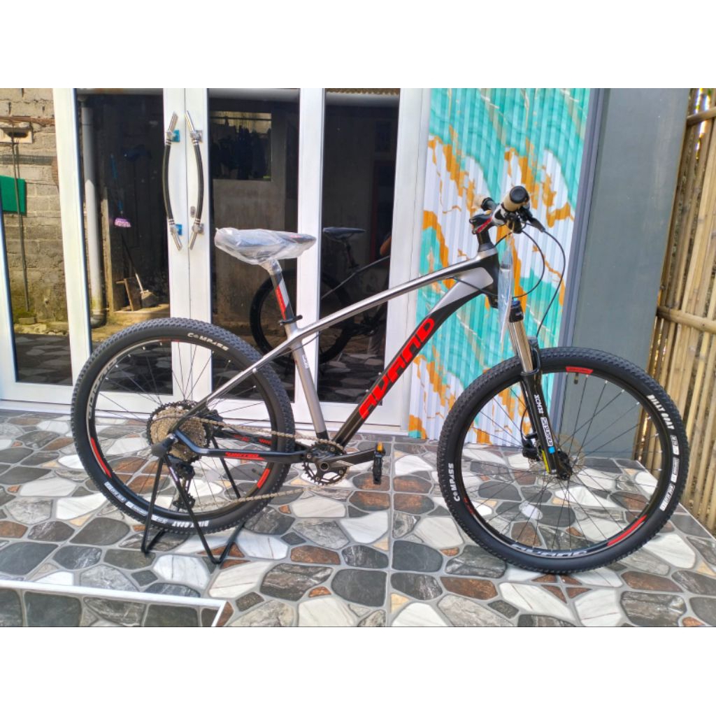 Avand Bronx Sepeda Gunung 27.5 Ince Deore 11 Speed