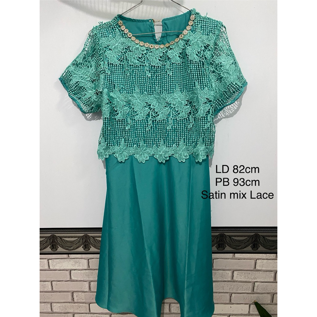 PL preloved bekas gaun pesta midi dress anak remaja size M brukat mix satin hijau atau biru tosca tu