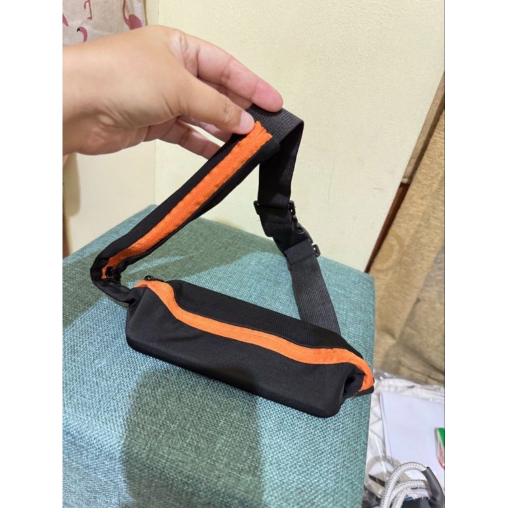 Tas Pinggang Lari