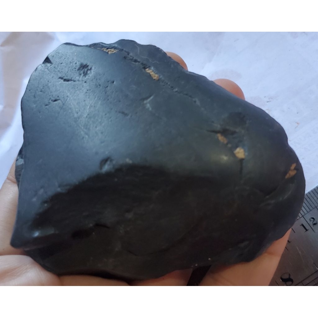 batu petir hitam  temuan sungai 1 biji