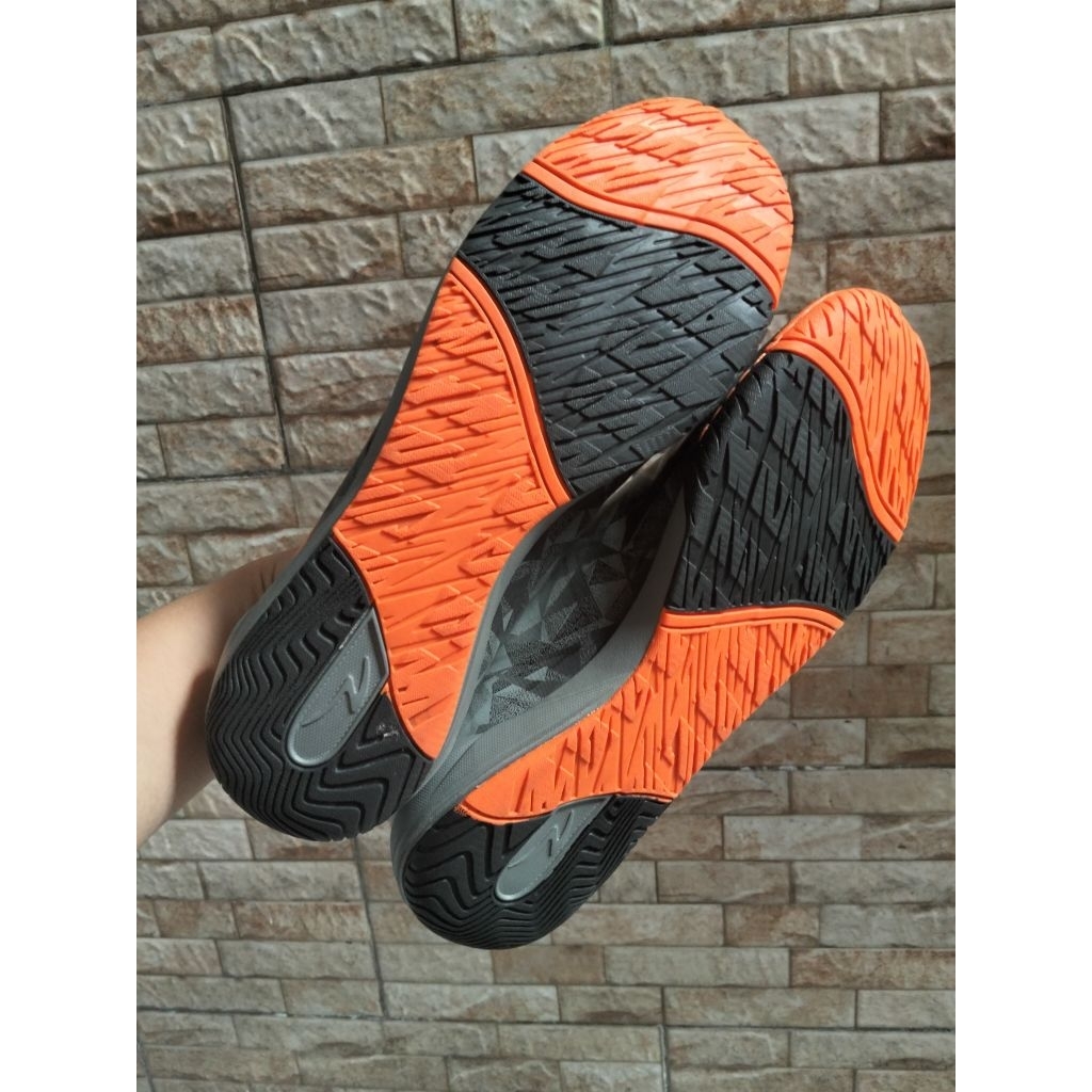 Sepatu Futsal Specs Swervo Dynamite Second