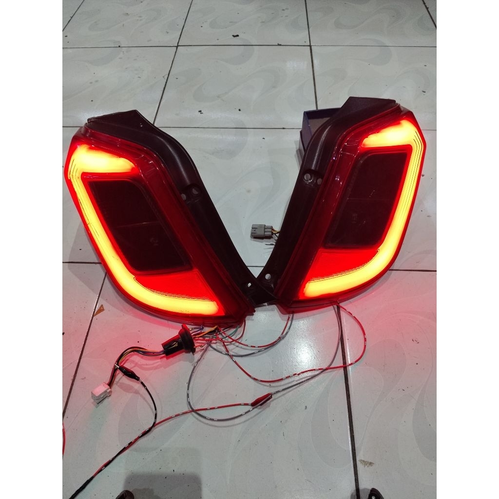 headlamp lampu belakang ayla/agya 2014-2020. lampu belakang agya/ayla 2014-2019 custom LED
