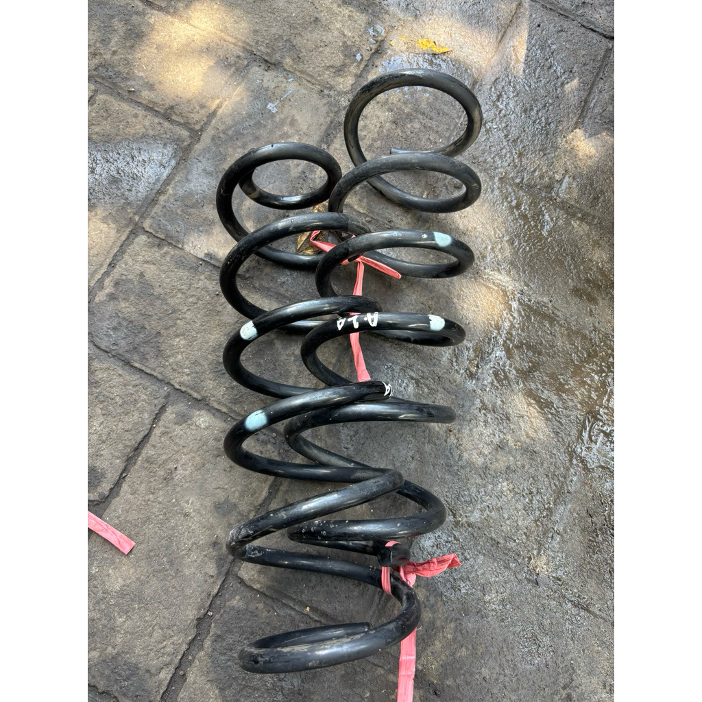 per spiral Shock breaker Avanza Xenia belakang 2022-2025 original copotan