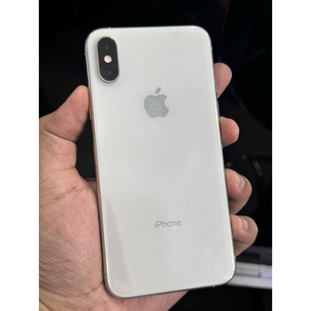 iPhone XS 64gb White All Op. unit charger. Hb 100% baru ganti. face id off. truetone on.
