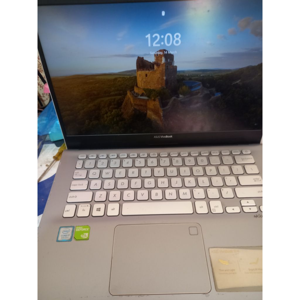 Asus VivoBook s14 core i7 gen 8