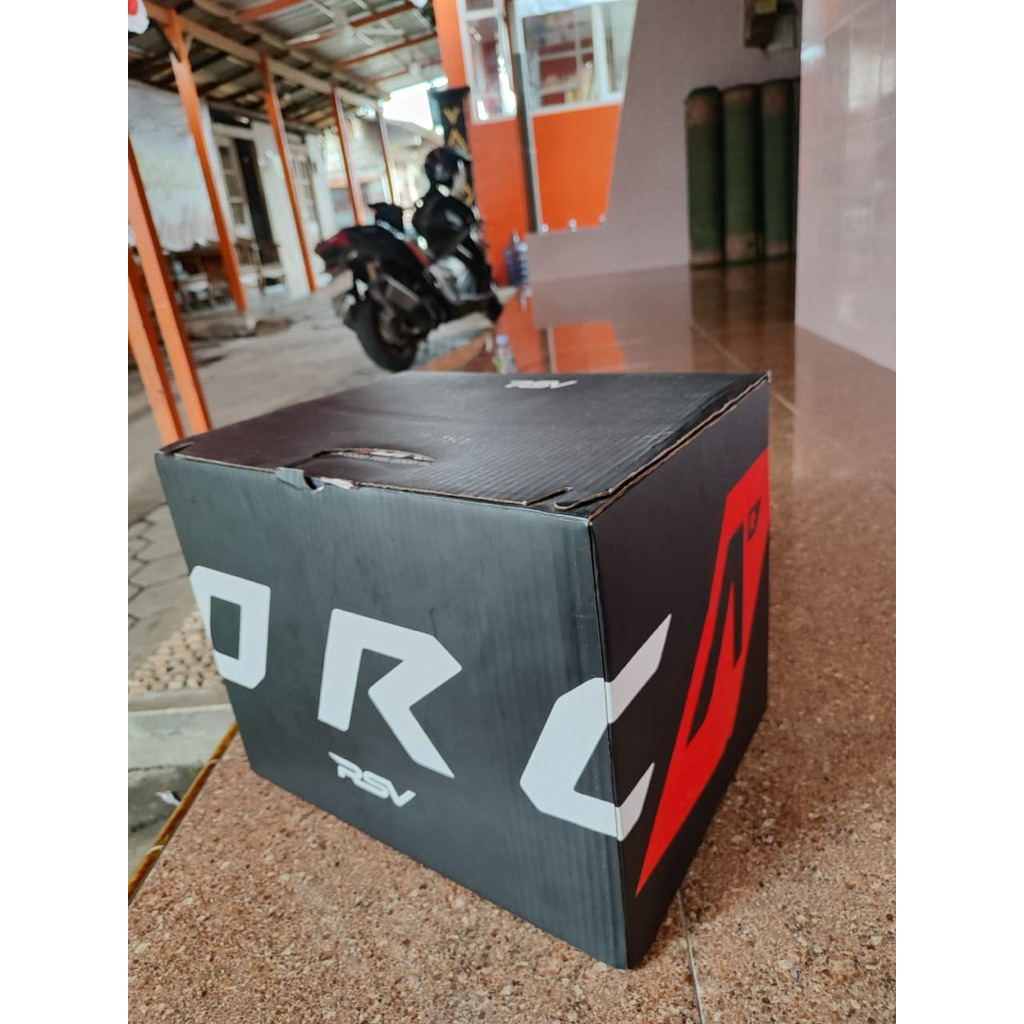 Helm Orca ONEONENINE