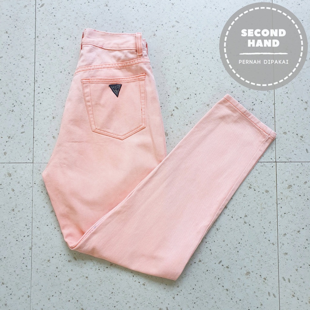 Celana Jeans Panjang Wanita Guess / Size 28 29 - Lingkar 75 cm / Second Hand