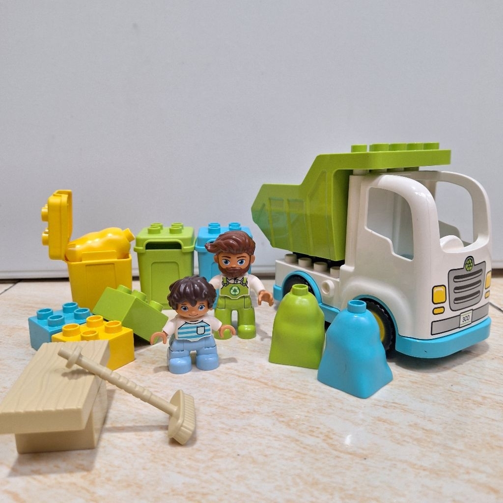 Preloved Lego Duplo 10945 Original Garbage Truck and Recycling