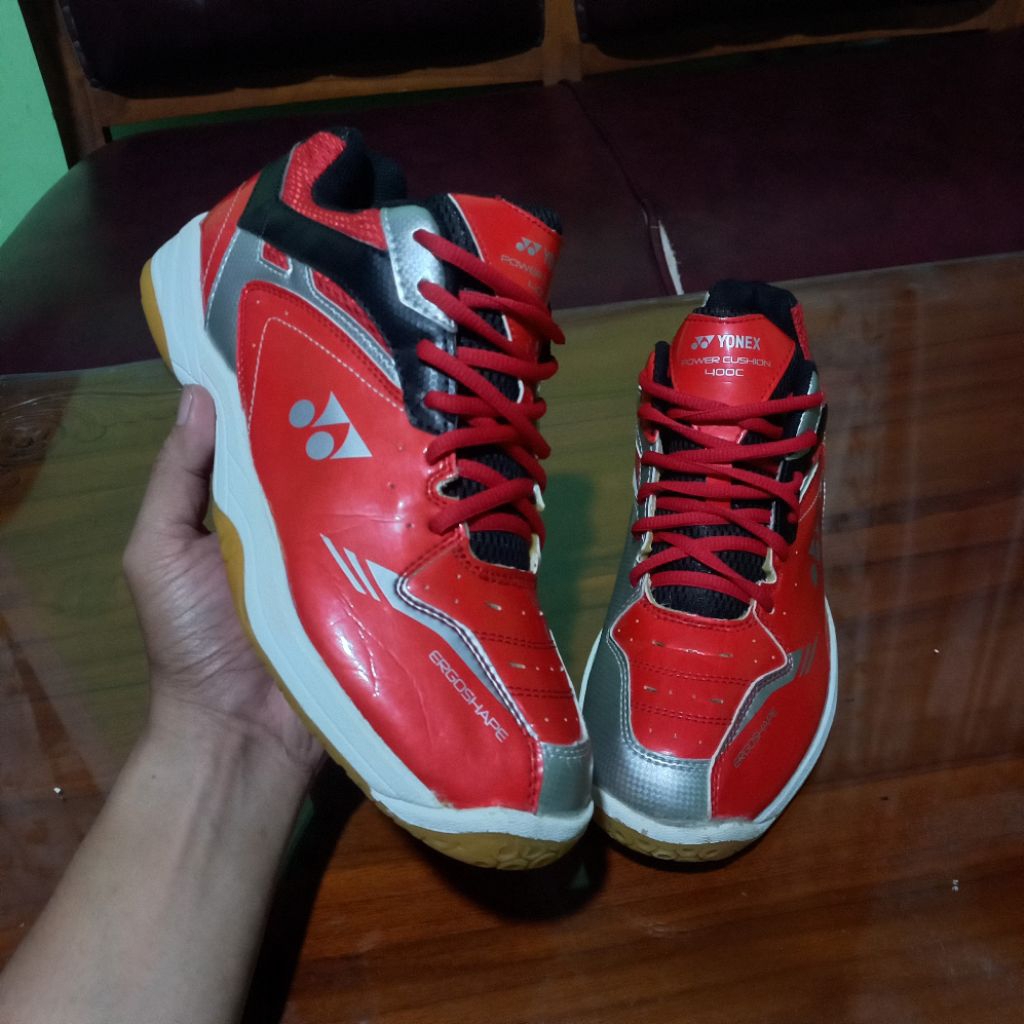 YONEX POWER CUSHION SEPATU BADMINTON SECOND BRANDED