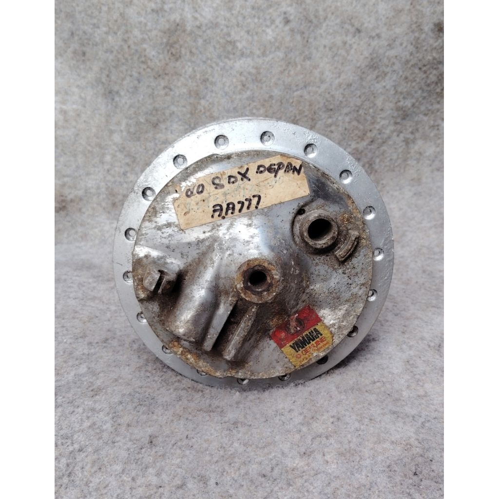 tromol yamaha V80 ori tromol depan yamaha robot ori tromol yamaha robot ori tromol yamaha V80 deluxe