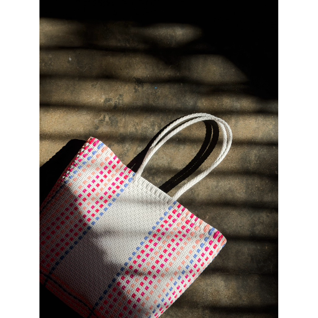 NYZ LIVING - Tas Anyaman Plastik - Totebag dengan Magnet - Expor quality - 025