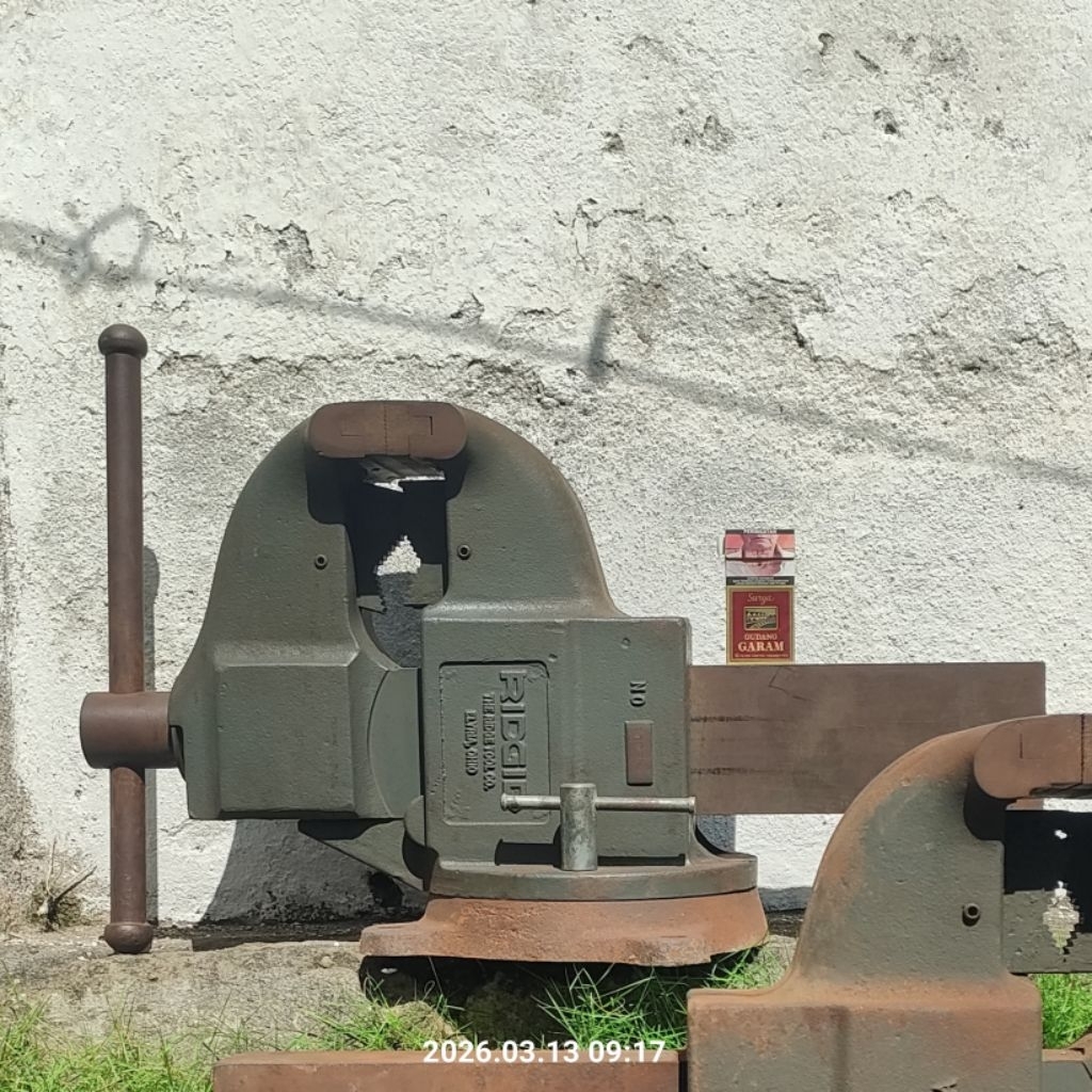 Ragum RIDGID 60CPN Made in USA 6 inc kondisi NOS