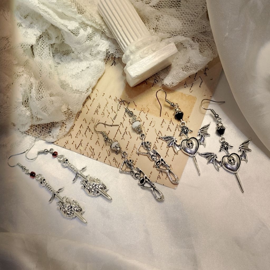 by vangelgleam "Isolde" earrings goth y2k vintage