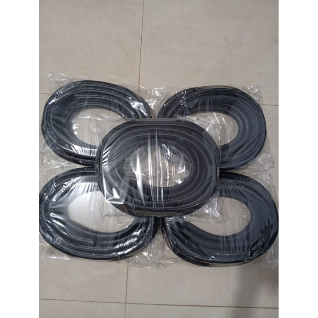 karet balon body pintu karet pintu bagasi mobil Etios Valco full set 1 set 5 pcs