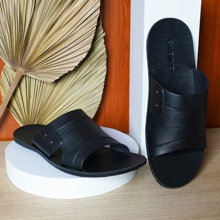 Gabino Sandal Pria Slip On Renno:G2AB4018-HDB