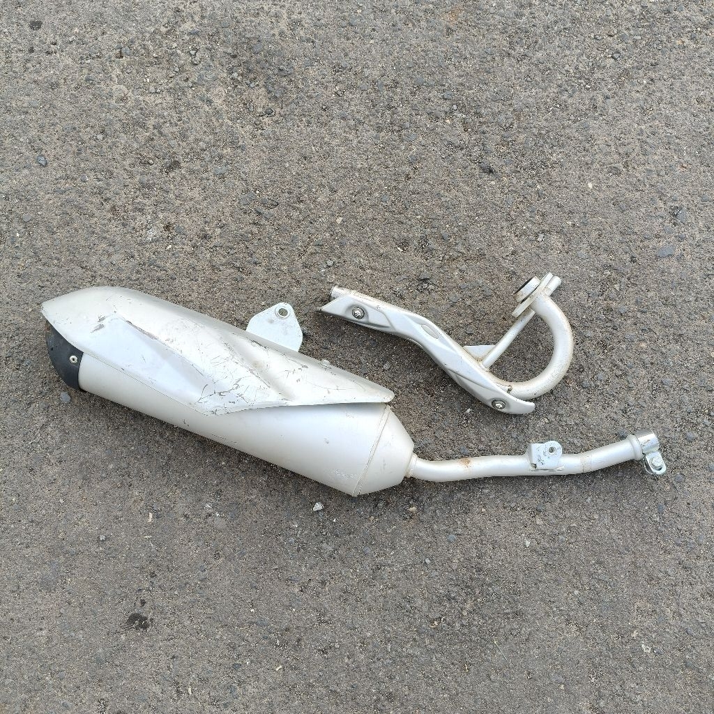 Knalpot standar KLX 150 Tipe BF Original (bekas)