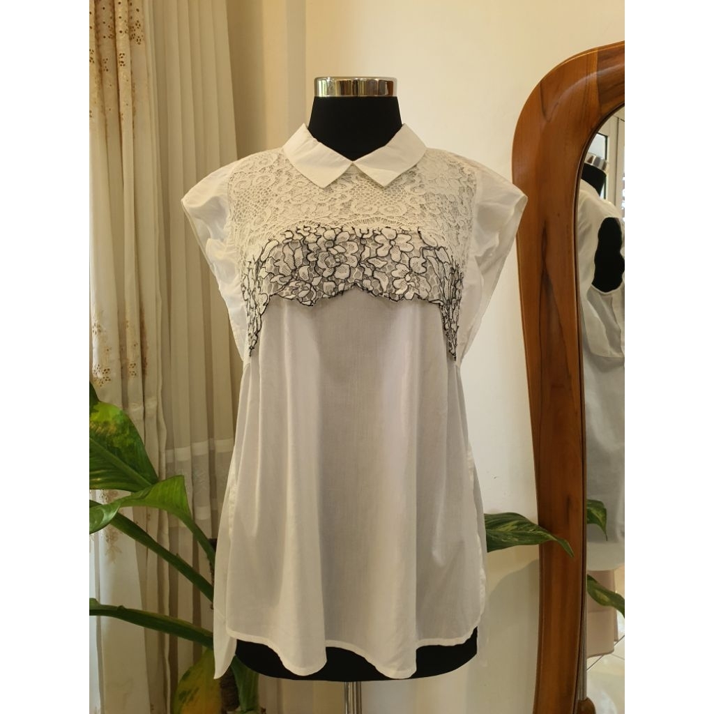BLOUSE KATUN PUTIH