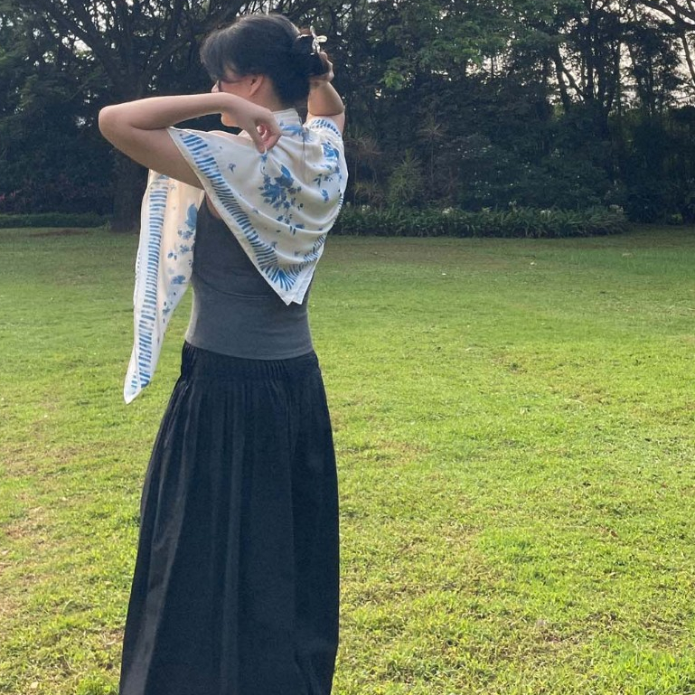 Memories | Outer Multiway Scarf | Outer | Kain | Outer Scarf