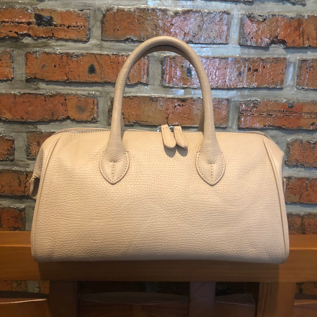 hand bag klasik krem vera wang preloved