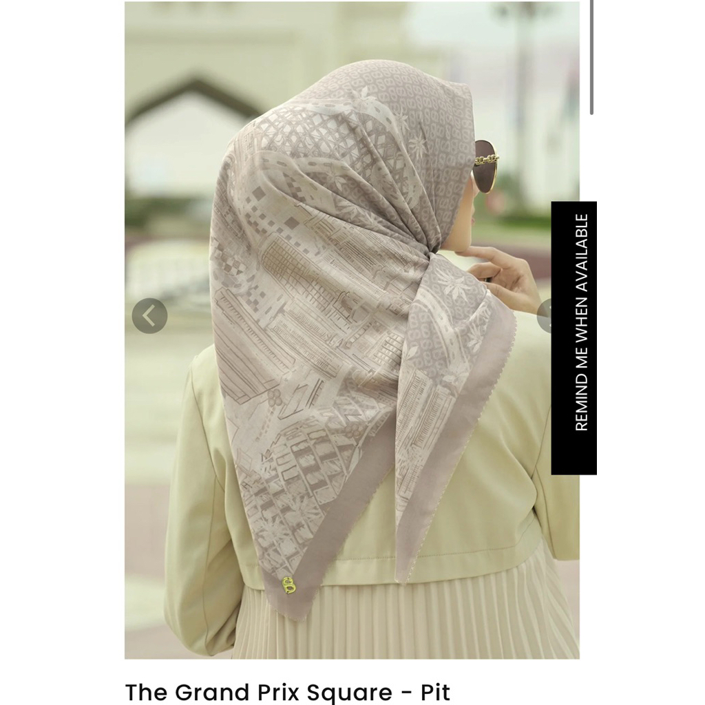 Buttonscarves Grand Prix-Pit